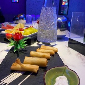 杭州西湖会夜总会（西湖夜色中的雅集会）